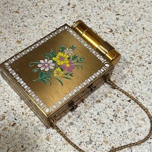 Vintage makeup and carry case